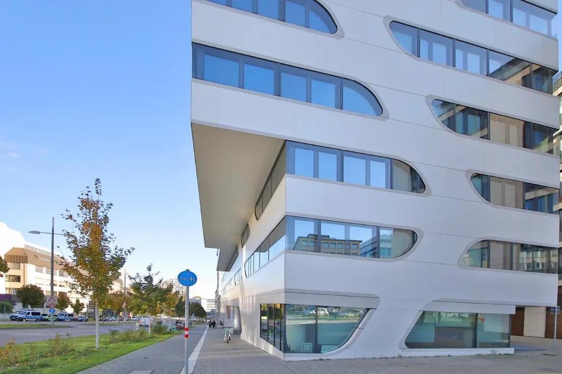 Sky Aparthotel Stuttgart Exterior foto